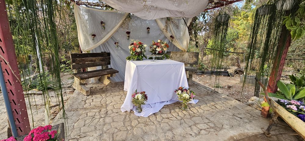 Espaço sereno e silencioso para retiros espirituais e encontros religiosos em meio à natureza